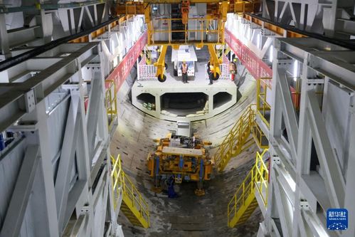 新春走基層 | 進(jìn)京大通道 春節(jié)施工不停歇，道路建設(shè)戰(zhàn)猶酣